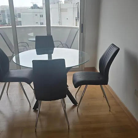 Sea View Finikoudes Διαμέρισμα *