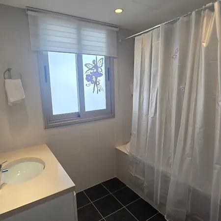 Διαμέρισμα Sea View Finikoudes