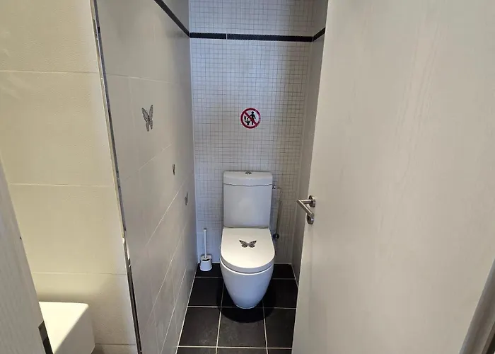 Sea View Finikoudes Διαμέρισμα *